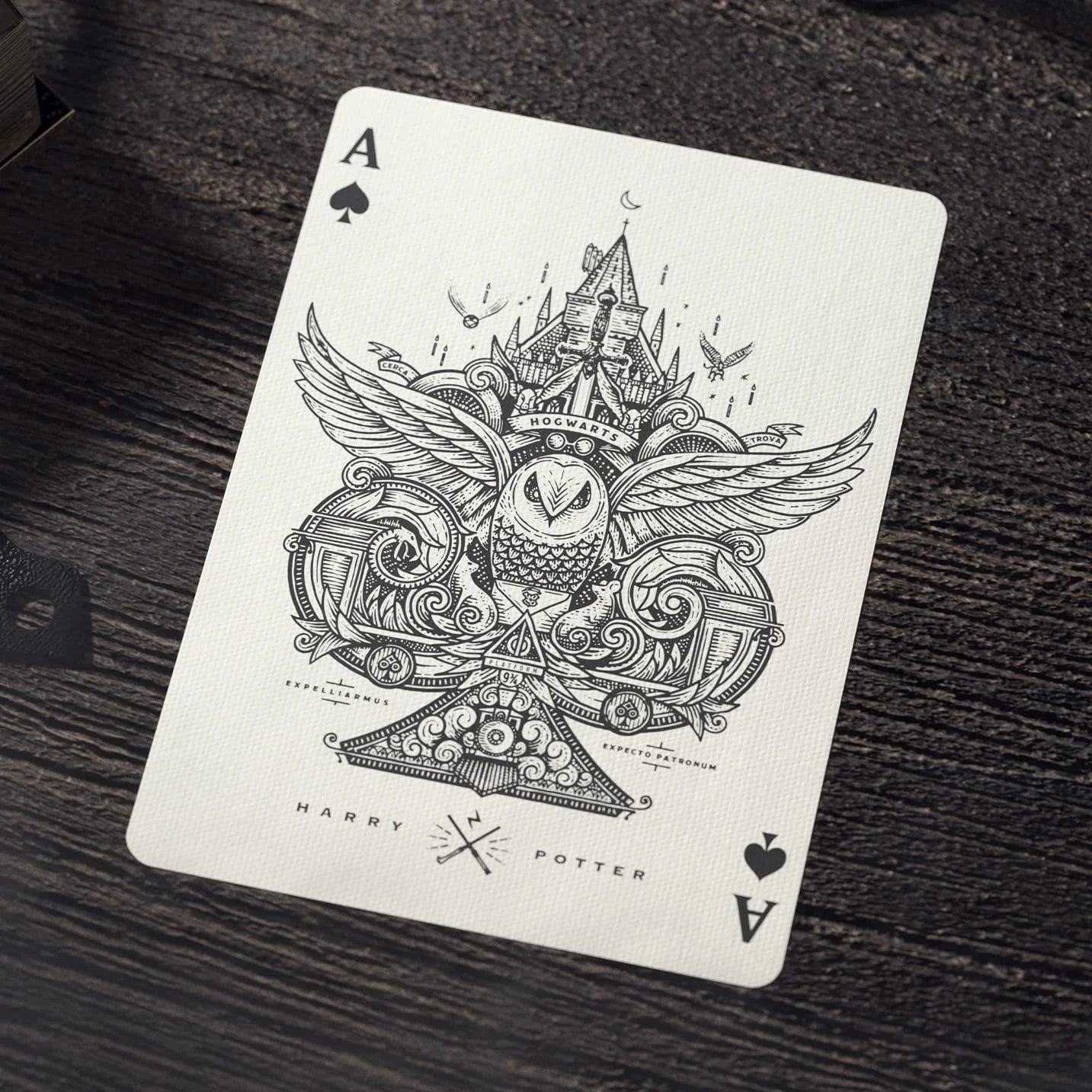 Theory 11 Harry Potter Playing Cards - Red (Gryffindor)